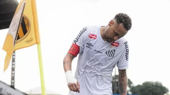 Neymar se pronuncia após discussão com torcedor do Santos